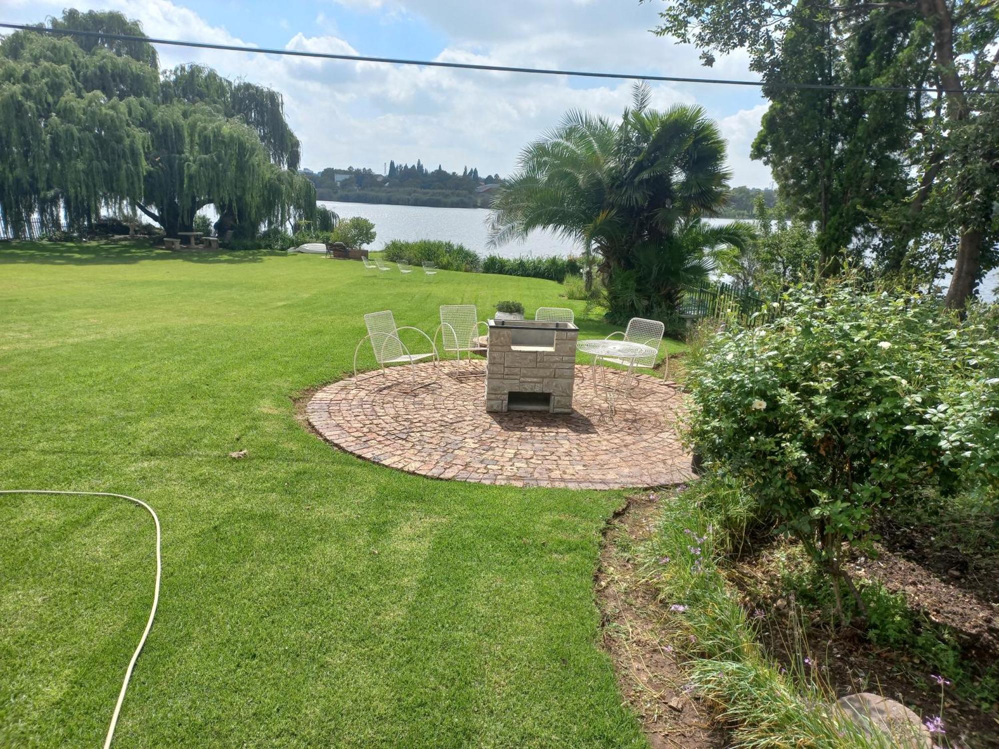The Lakehouse Bnb Brakpan Extérieur photo